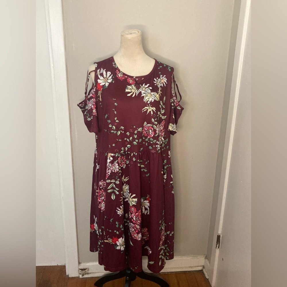 Bedoar Maroon Dress - Picture 2 of 6